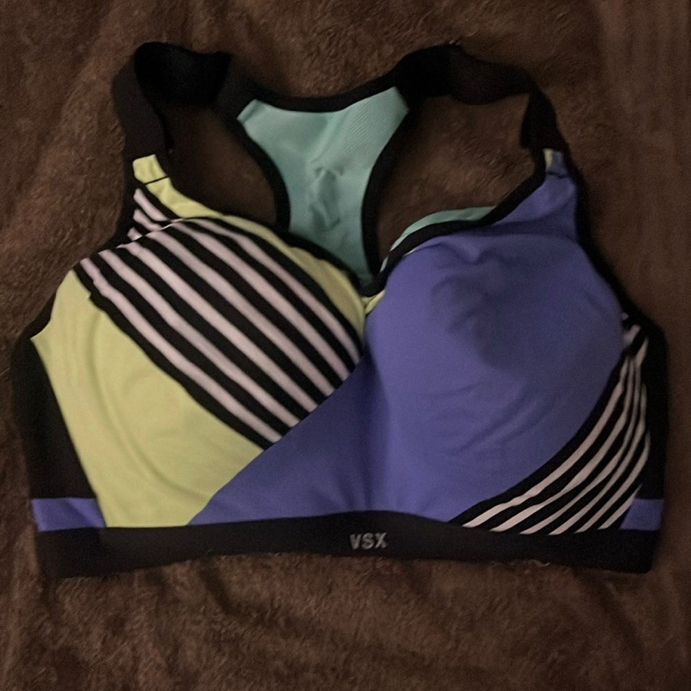 VS Sports Bra